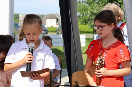 Tamburica uz oganj u Novoj Gori