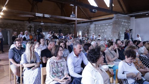 Kazališna grupa "Živo srebro": Šara pozornica