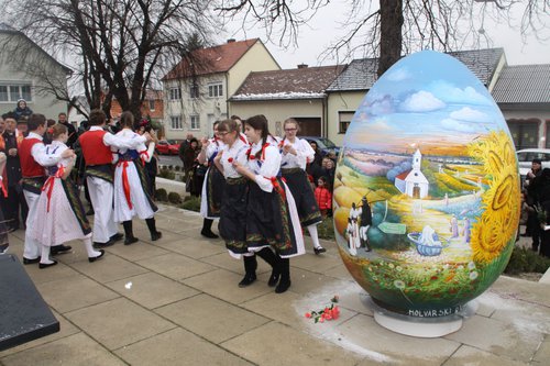 Vazmeno jaje u Dolnjoj Pulji