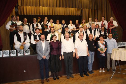 Prezentacija knjige Kolo Slavuja u Uzlopu i Petrovom Selu