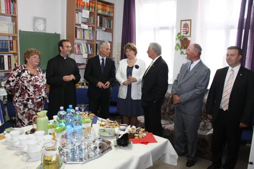 Hrvatska samouprava sama upravlja koljnofskom školom